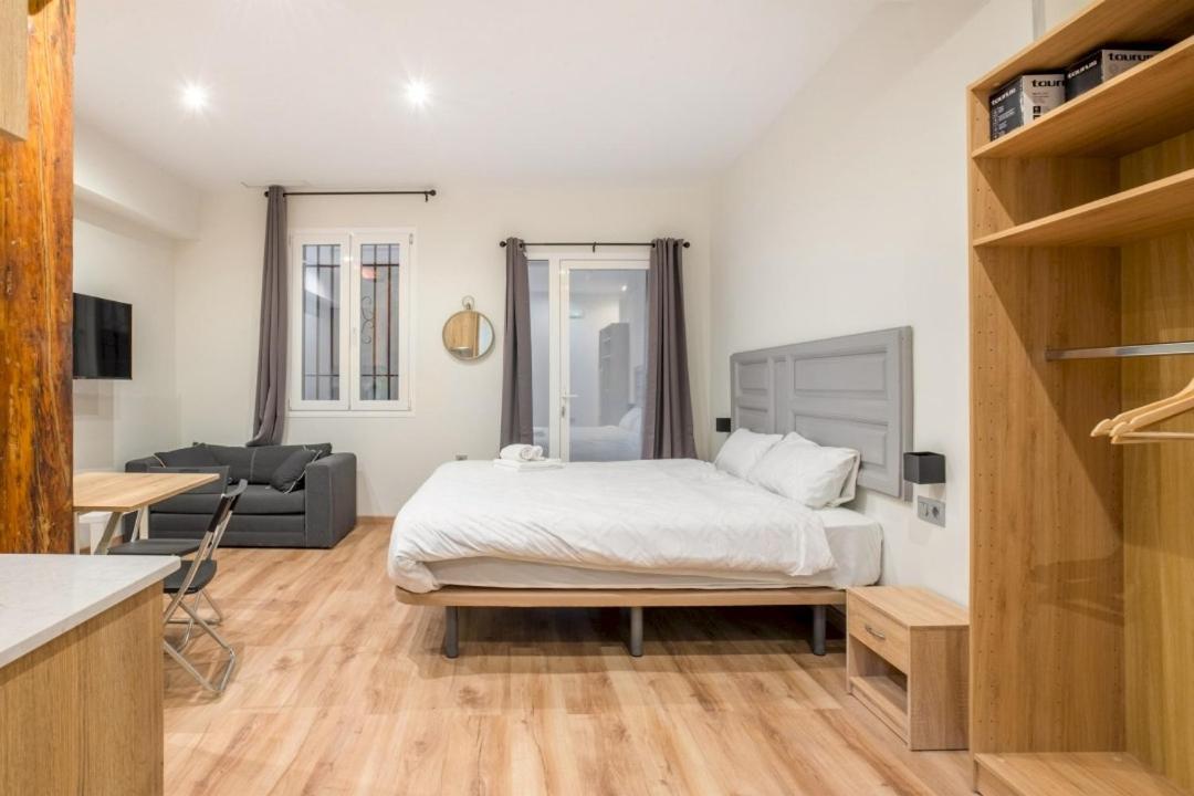 1 Bedroom 1 Bathroom Furnished - Justicia - Cozy - Mintystay Madrid Exterior photo
